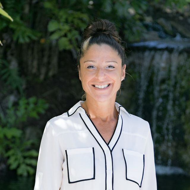 Leslie DeVito, General Manager